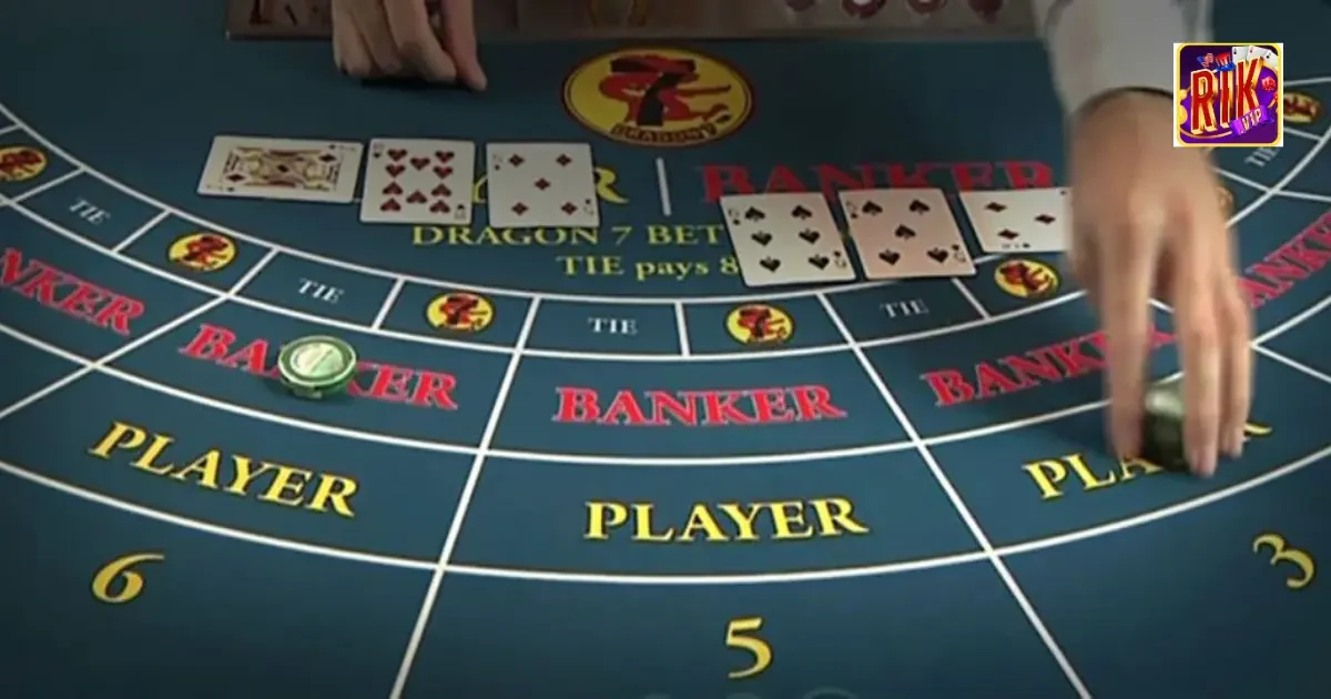 Hướng dẫn chơi các thế bài baccarat